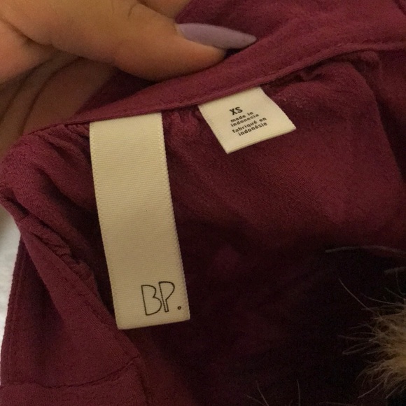 dark pink off shoulder blouse - Picture 3 of 3